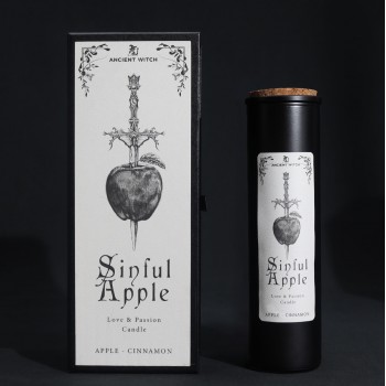 Sinfull Apple žvakė (obuolių ir cinamono kvapo) Ancient Witch