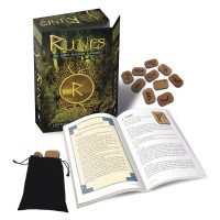 Runes: The Gods Magical Alphabet rinkinys