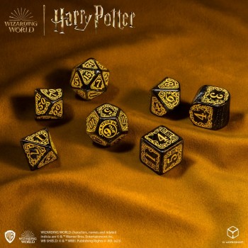 Harry Potter. Hufflepuff Modern Dice kauliukų rinkinys (juodos sp.)