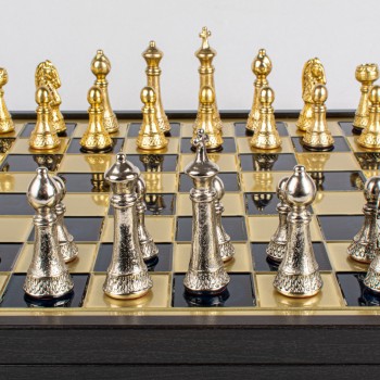 „Classic Metal Staunton“ metalinių šachmatų rinkinys su 41cm lenta ant dėžės Manopoulos